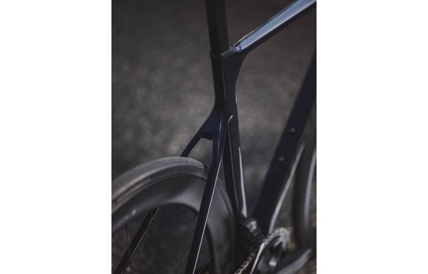 Велосипед шосейний Giant Propel Advanced Pro 0 Di2, 2023, Black Currant, M/L (2300041106)